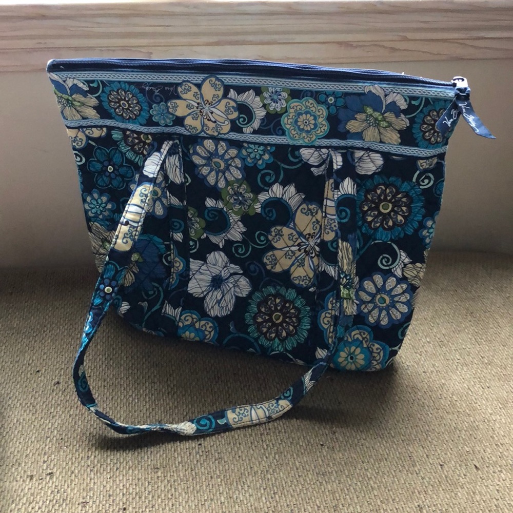 Vera Bradley small tote